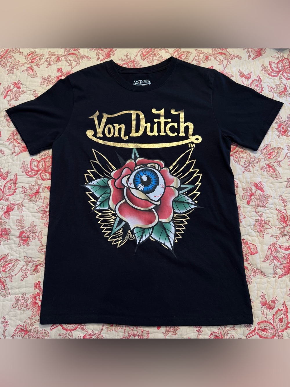 New Von Dutch Black Logo Crewneck Tee with White Tag Print